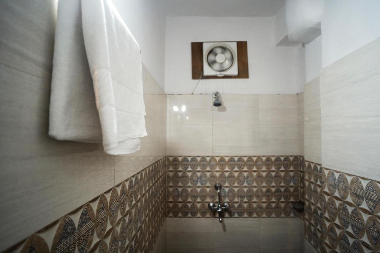 Tripli Hotels Arunoday Palace Ουνταϊπούρ Εξωτερικό φωτογραφία
